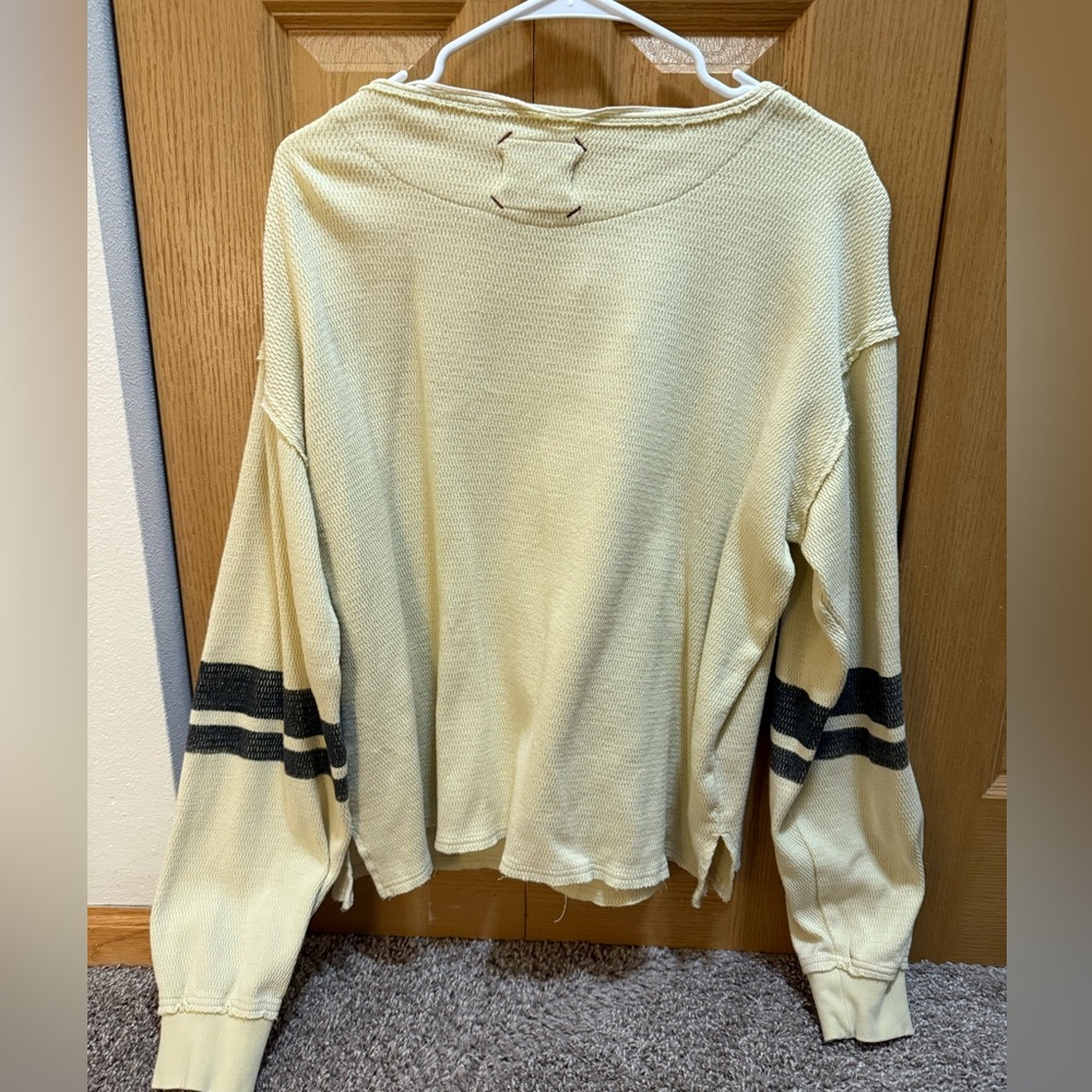 We the free thermal long sleeve shirt - Picture 3 of 3